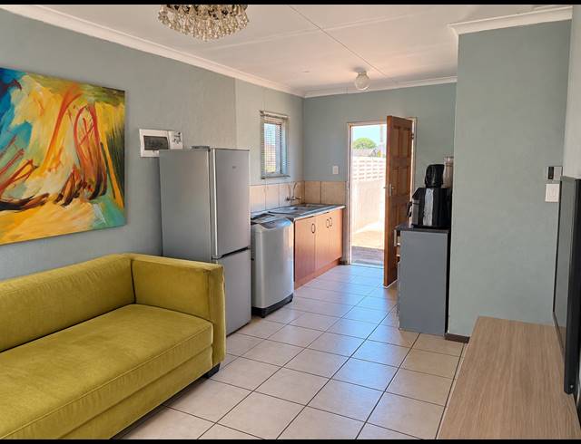 2 BEDROOM HOUSE FOR SALE IN SAVANNA CITY
